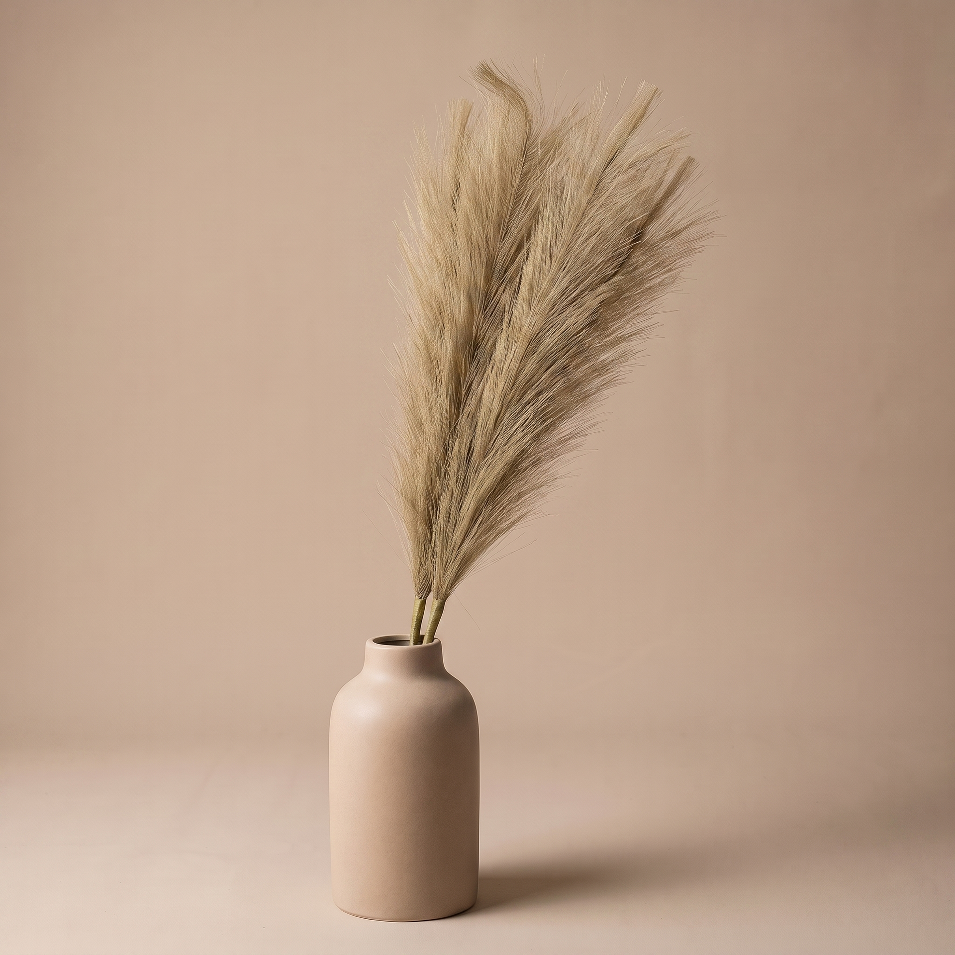 Faux Pampas Grass in Khaki